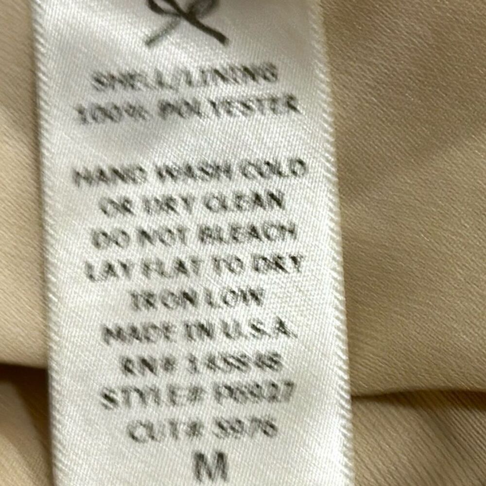 Everly Women's Gold Metallic Sleeveless Romper Size M - NWOT - Picture 6 of 6